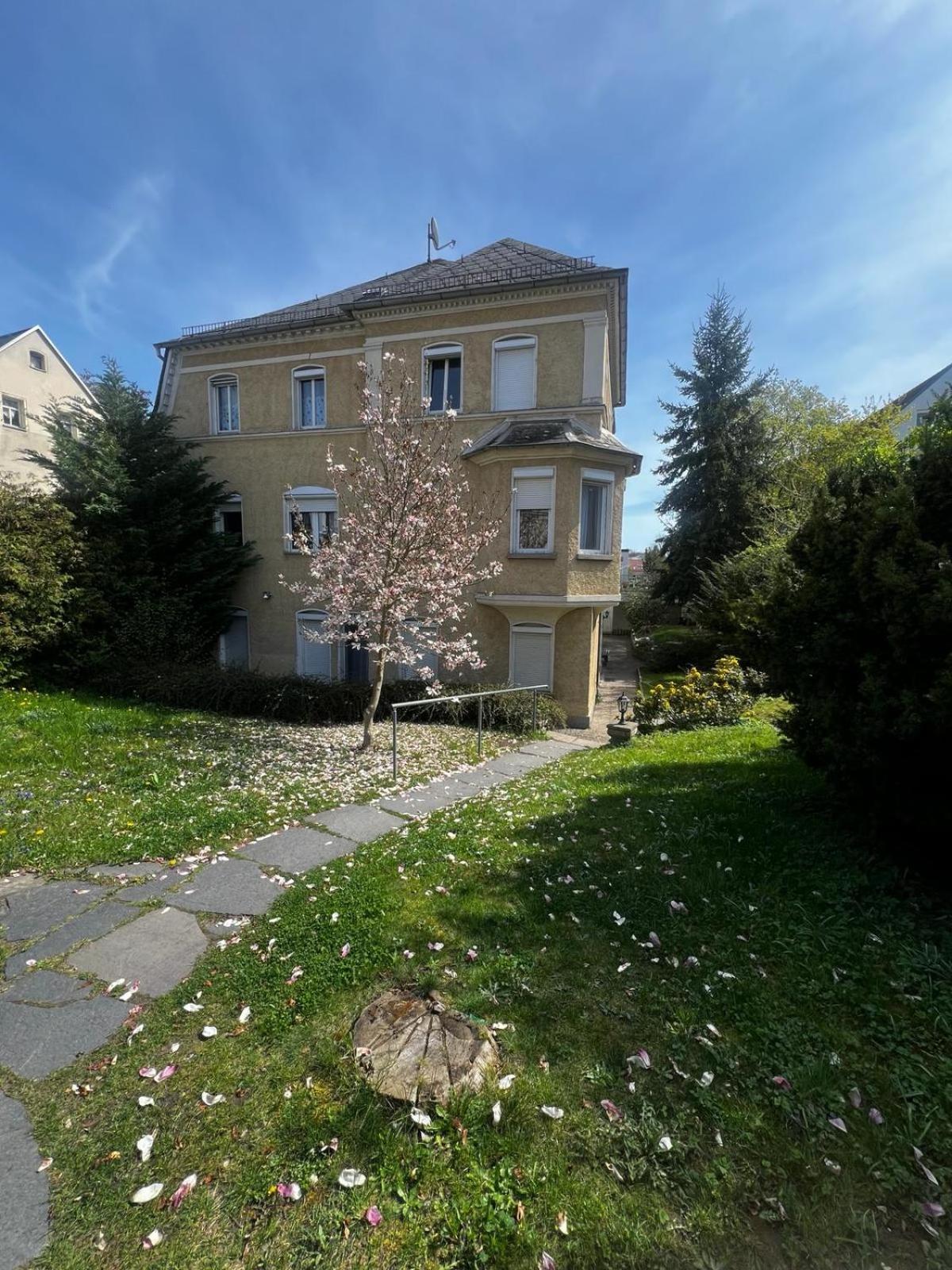 105 Quadratmeter Apartment, Parkplatz, Kinderfreundlich, 6 Personen, Wifi, Vollausgestattete Kueche, Crimmitschau Dış mekan fotoğraf